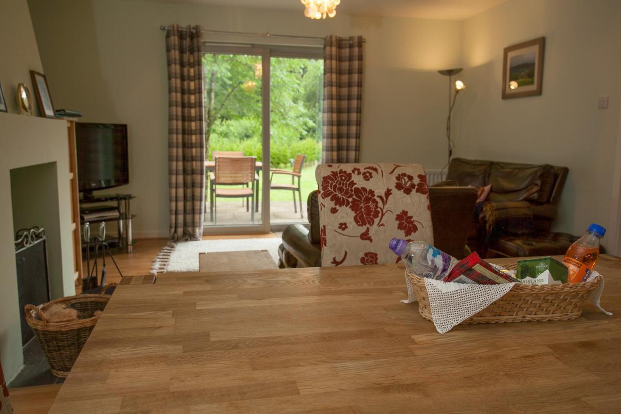 Loch Ness Abbey Cottages Fort Augustus Extérieur photo