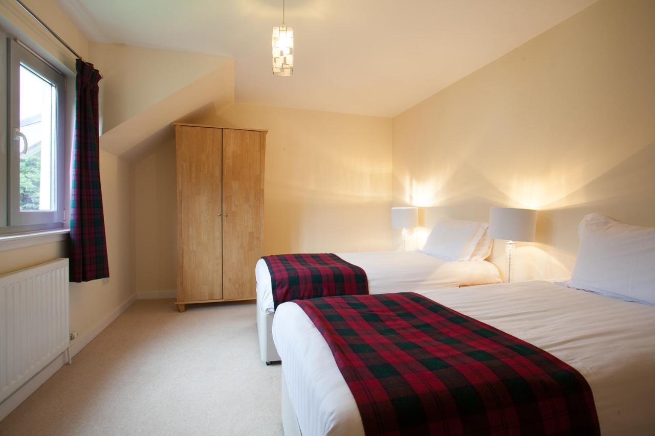 Loch Ness Abbey Cottages Fort Augustus Extérieur photo