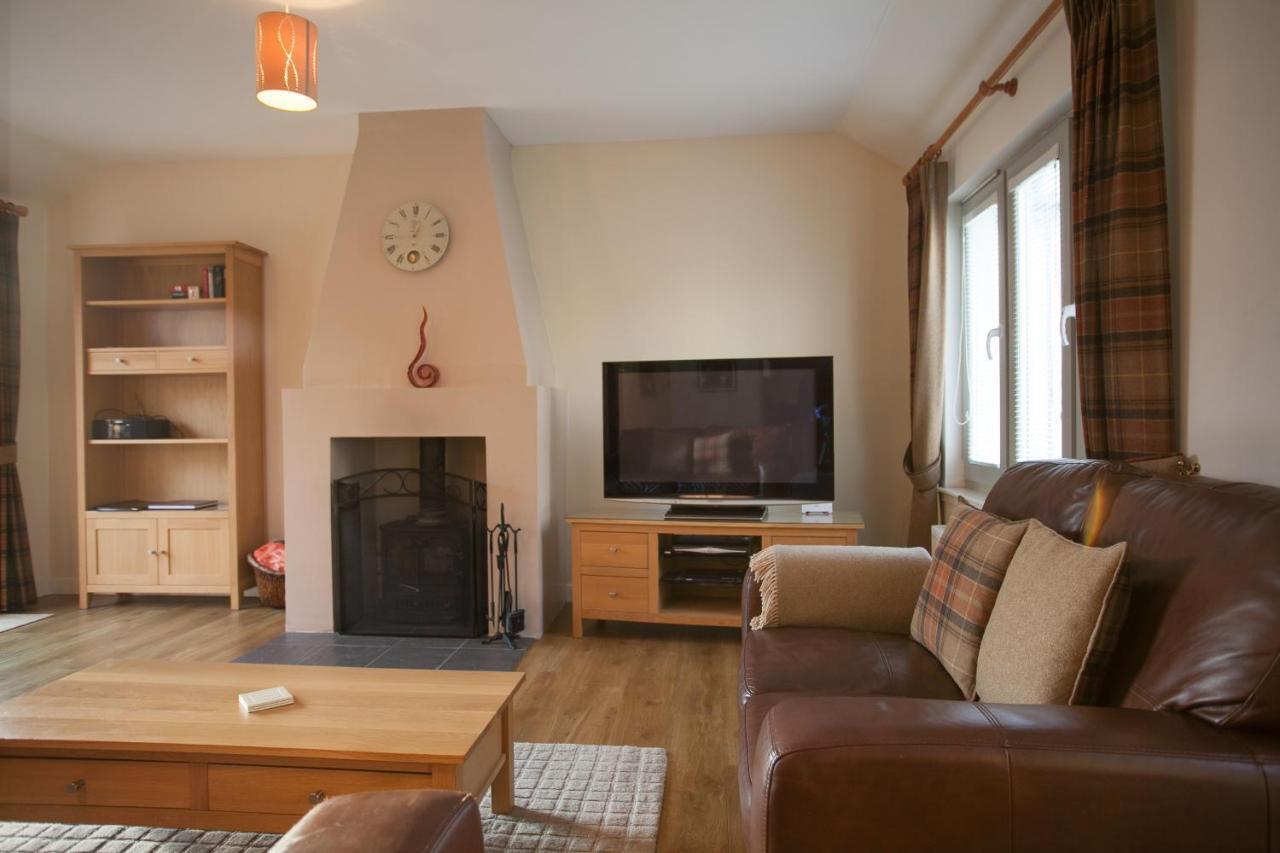 Loch Ness Abbey Cottages Fort Augustus Extérieur photo