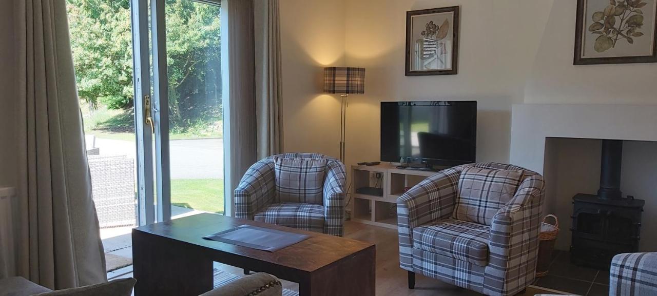 Loch Ness Abbey Cottages Fort Augustus Extérieur photo